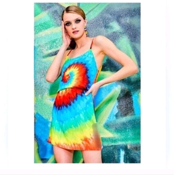 Alice + Olivia emmie tie dye mini dress SIZE Small NWT - Picture 6 of 16